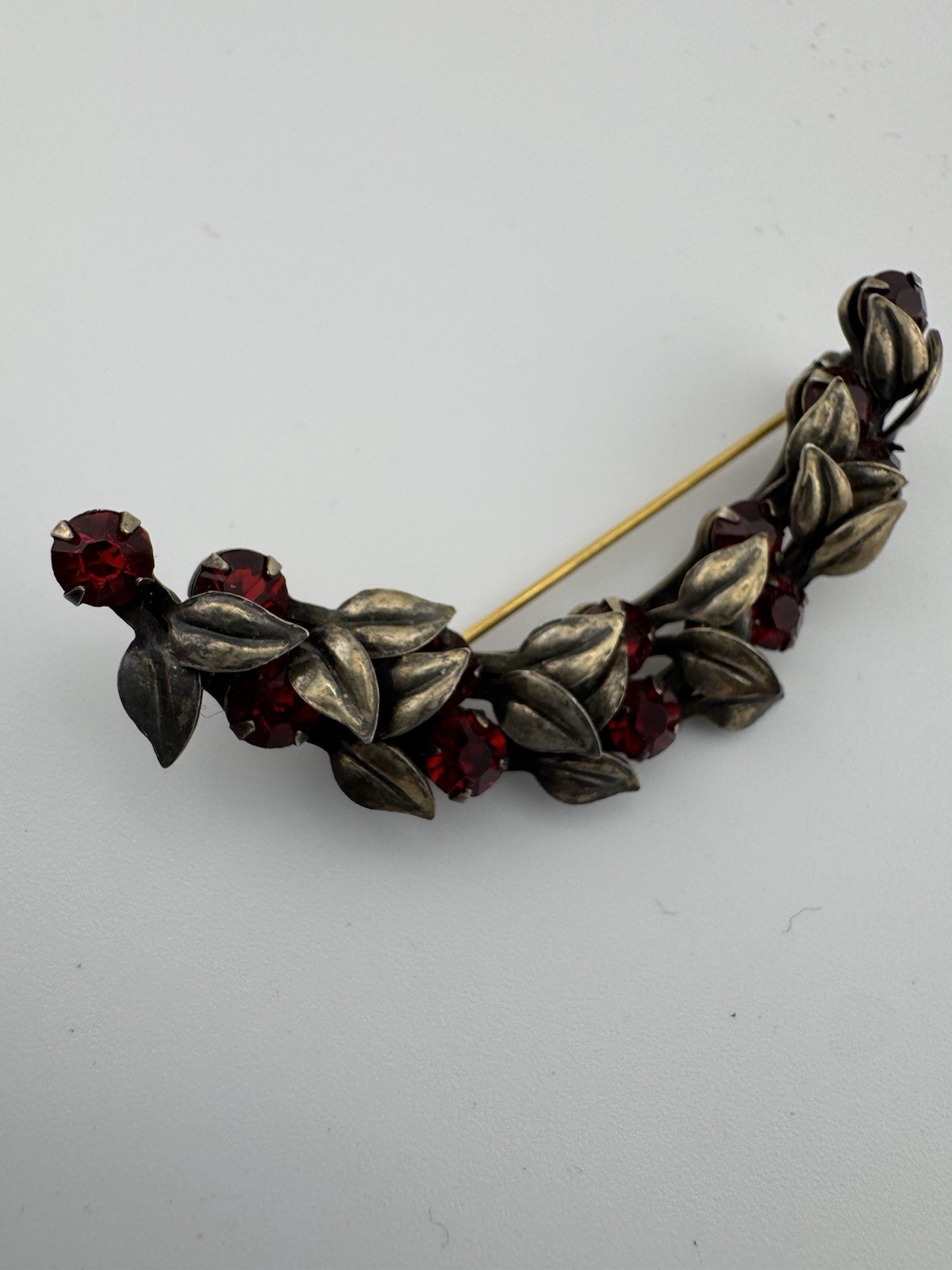Vintage 1940’s Sterling Silver Ruby Red Crescent Leaf Brooch – READ NOTES