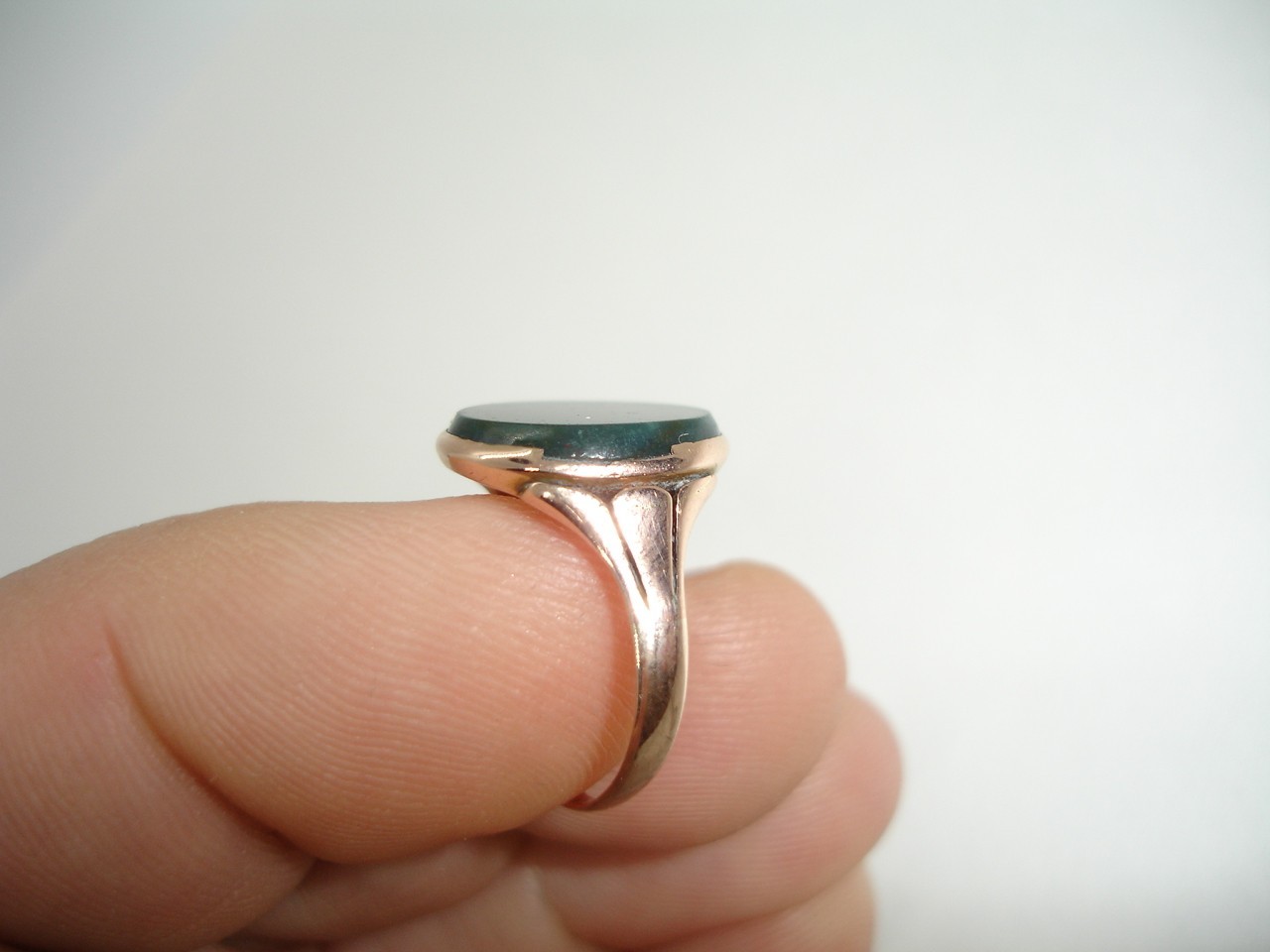 Antique Art Deco 9K Gold Bloodstone RING geometric signet band w red 3.3g sz 6.5