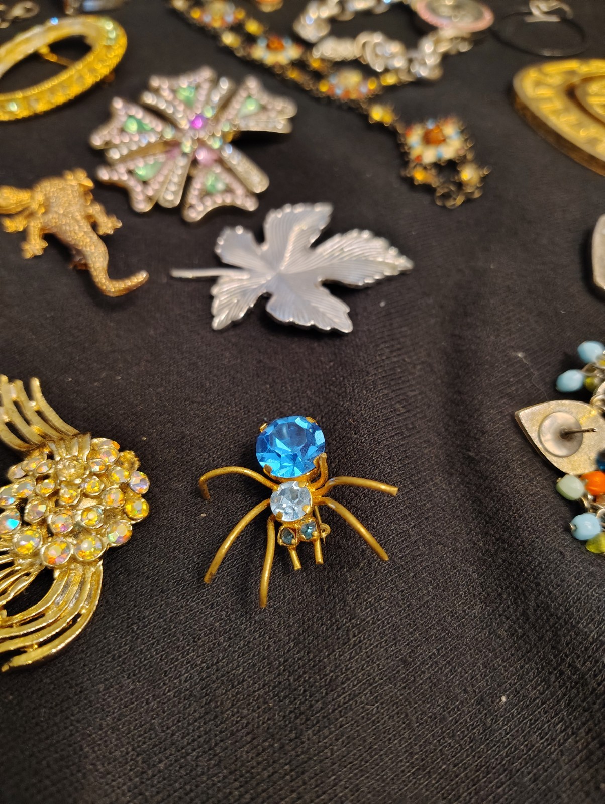 Nice Collection Of Vintage To Mid Modern Costume Jewelry Pieces