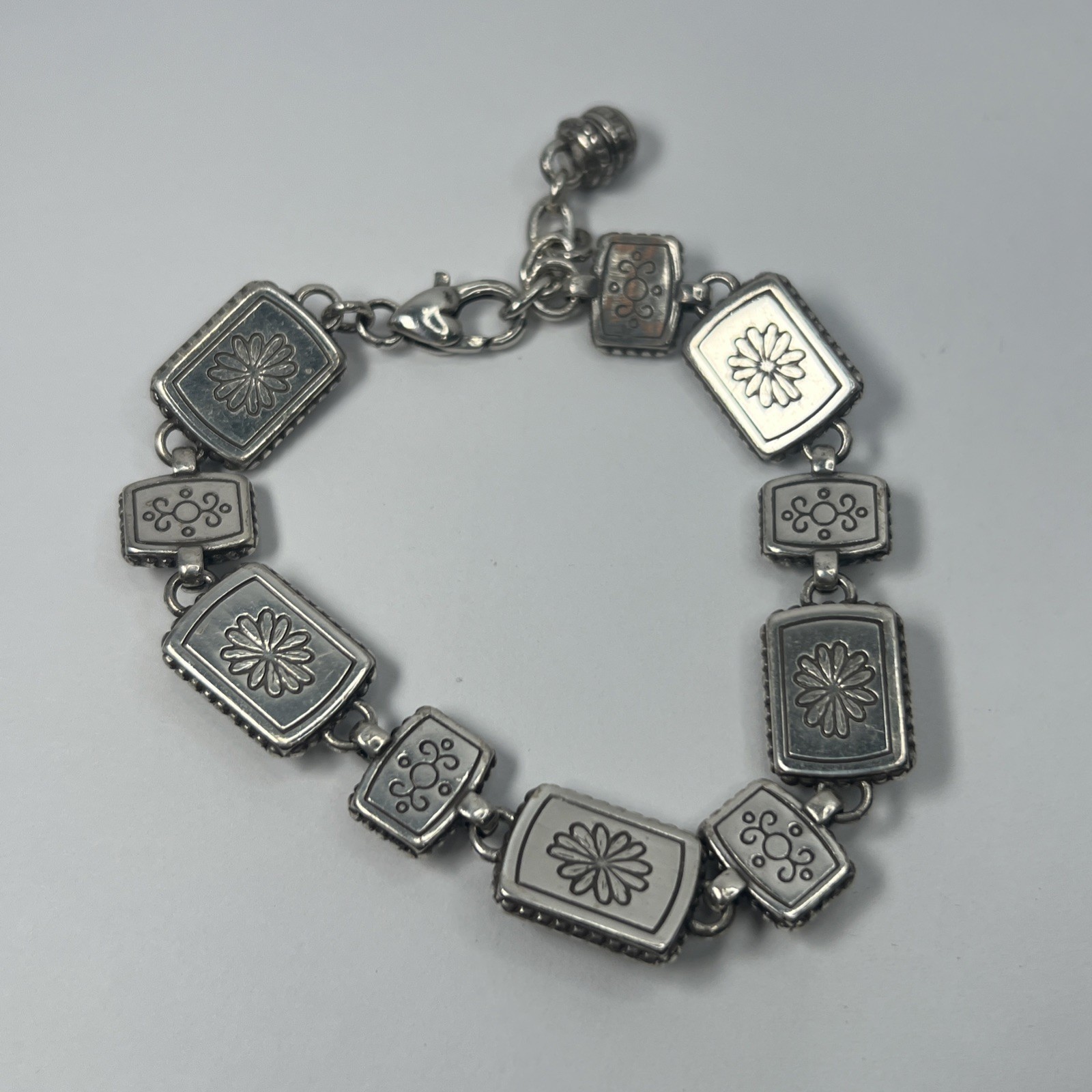 Vintage Brighton Water Lily White Black Flower Retired Silver Bracelet