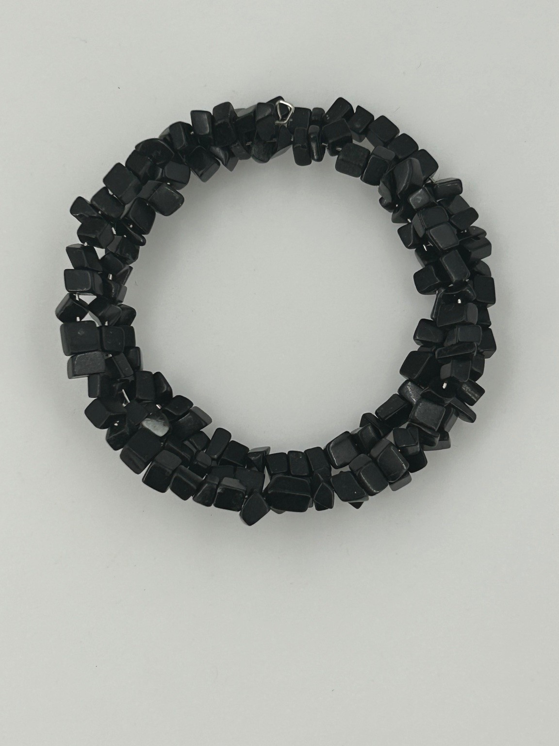 Vintage Black Stone Chip Coil Wrap Stretch Bracelet Multi-Strand