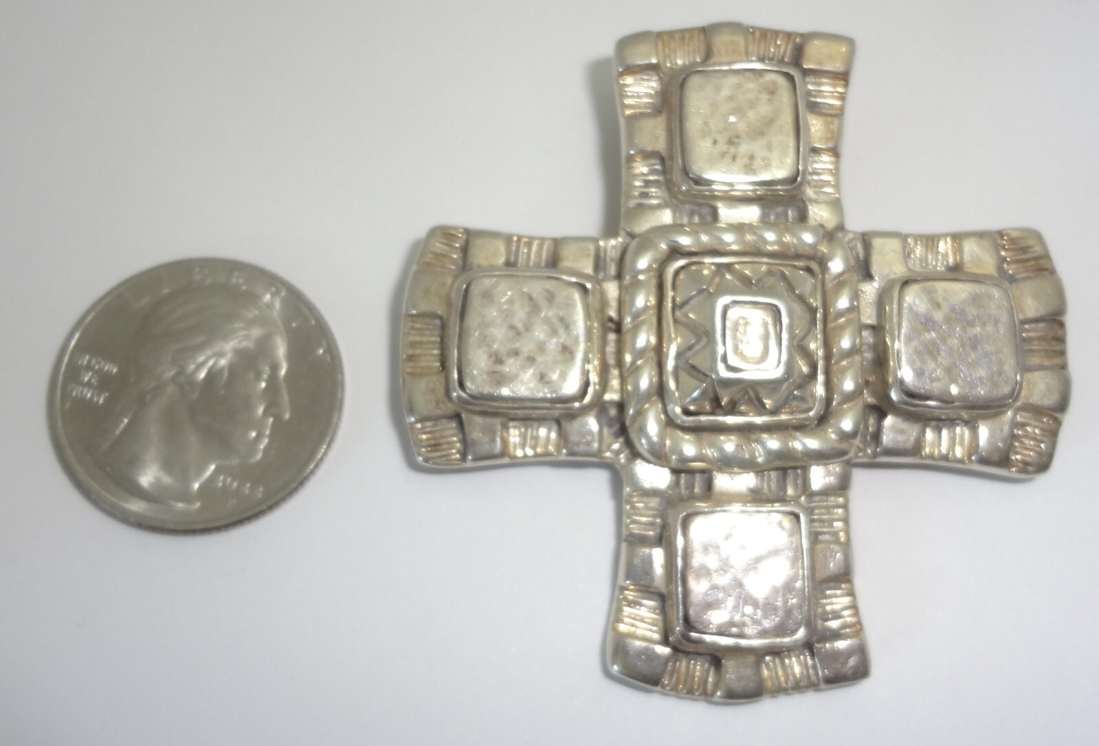 DIAN MALOUF Sterling Silver Modernist Cross Pendant Brooch 2 1/4″