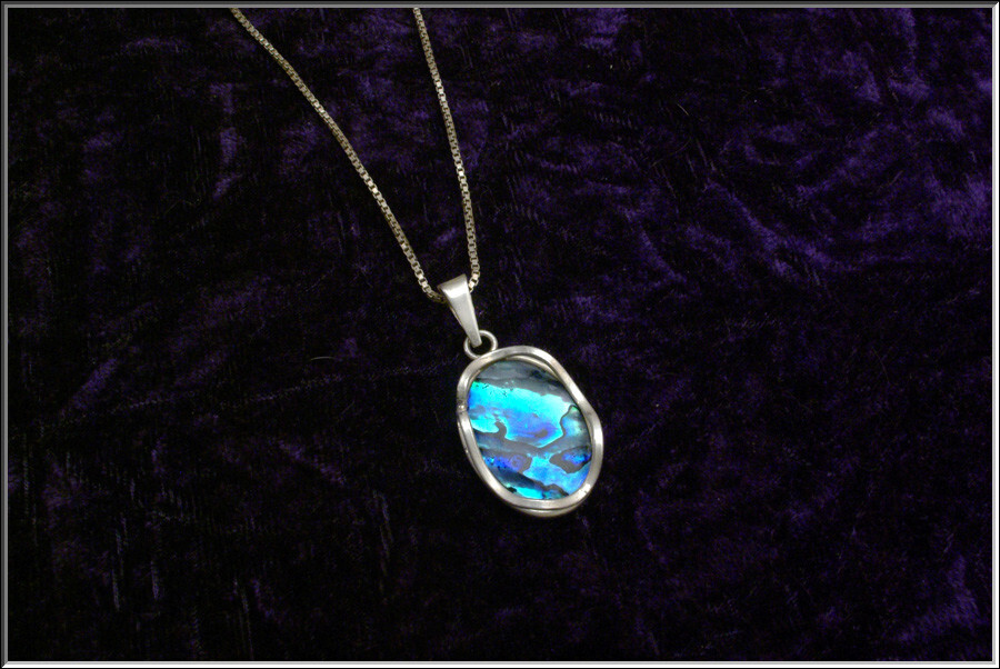 Vintage Poland Sterling Silver Abalone Paua Shell Pendant Necklace