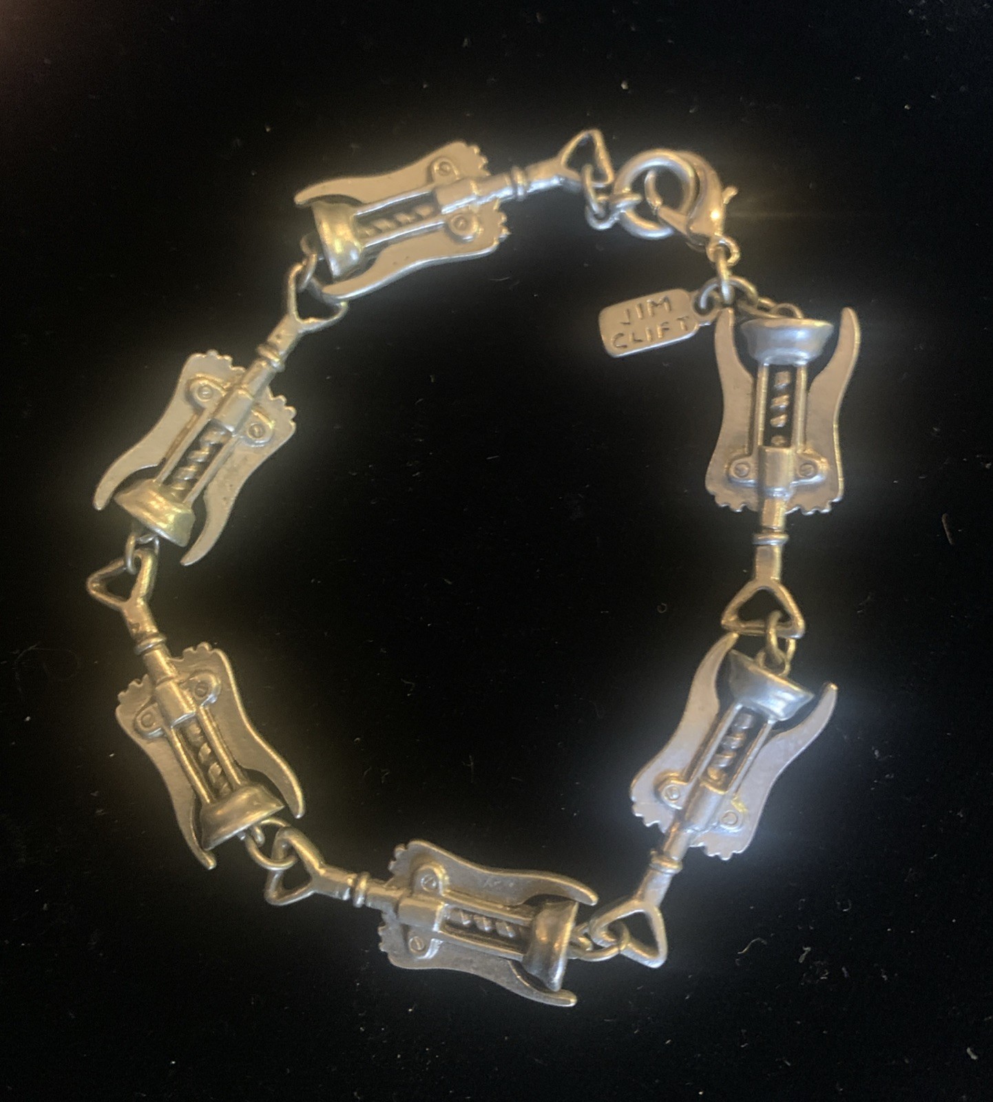 Vtg Signed Jim Clift Pewter Fun Wine Lover Theme Charm Bracelet 8″ – Corkscrews