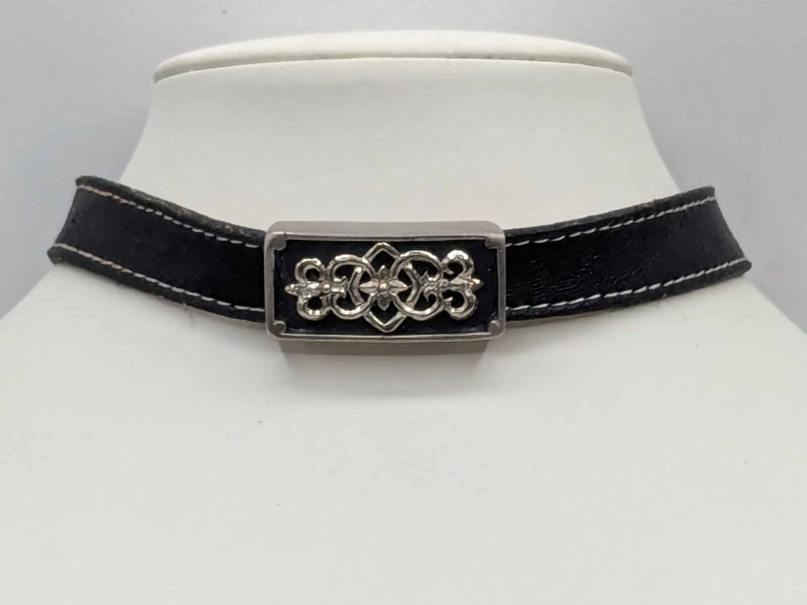Vintage Roxanne Assoulin Black Leather Choker with Silver Tone Celtic Knot