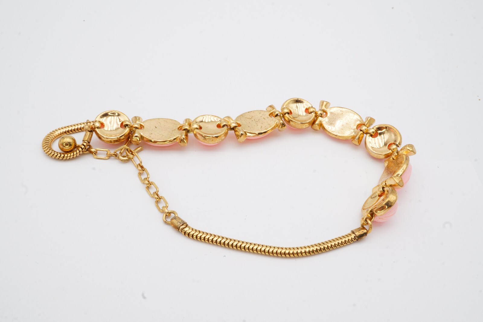 Vintage Necklace Gold Tone Molded Pink Stone 15.5″