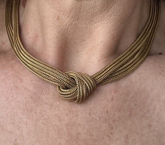 Vintage Grosse 1968 Germany Gold Tone Mesh Knot Necklace 16″