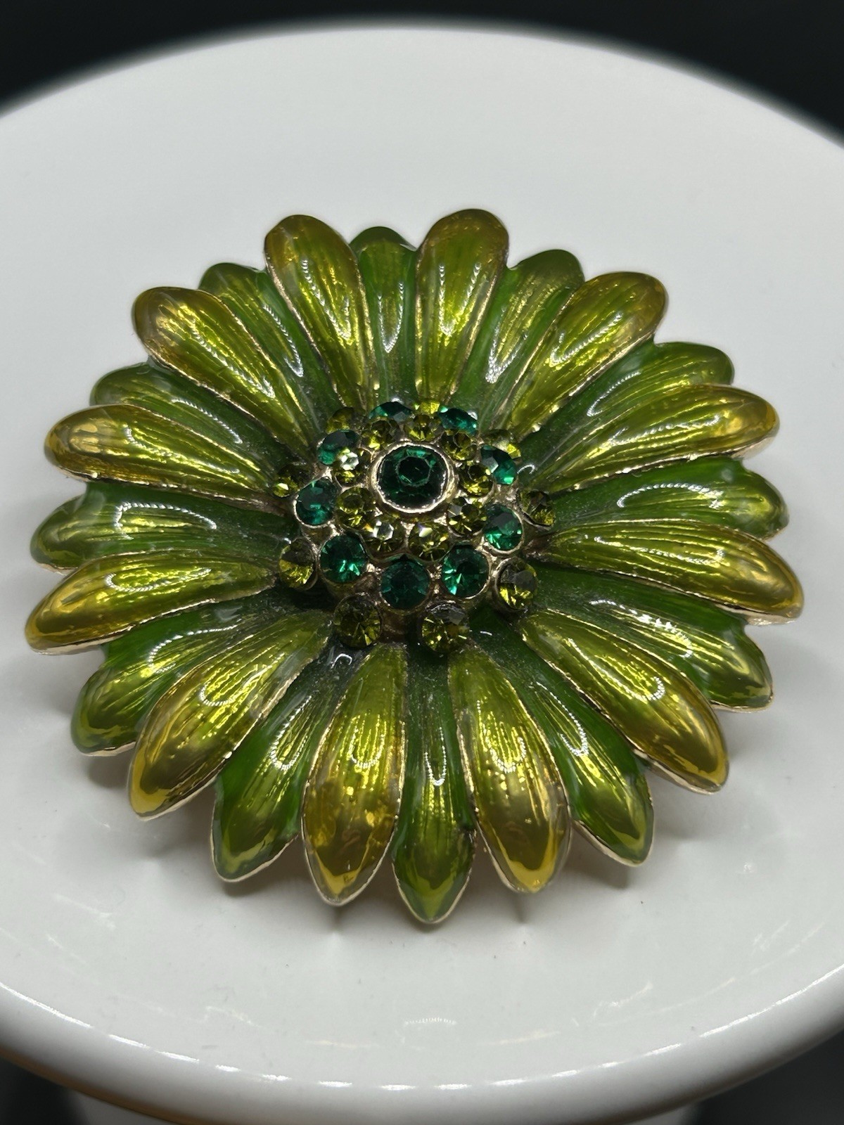 Lovely Vintage Monet Gold tone 2″ Green Enamel Rhinestone Brooch