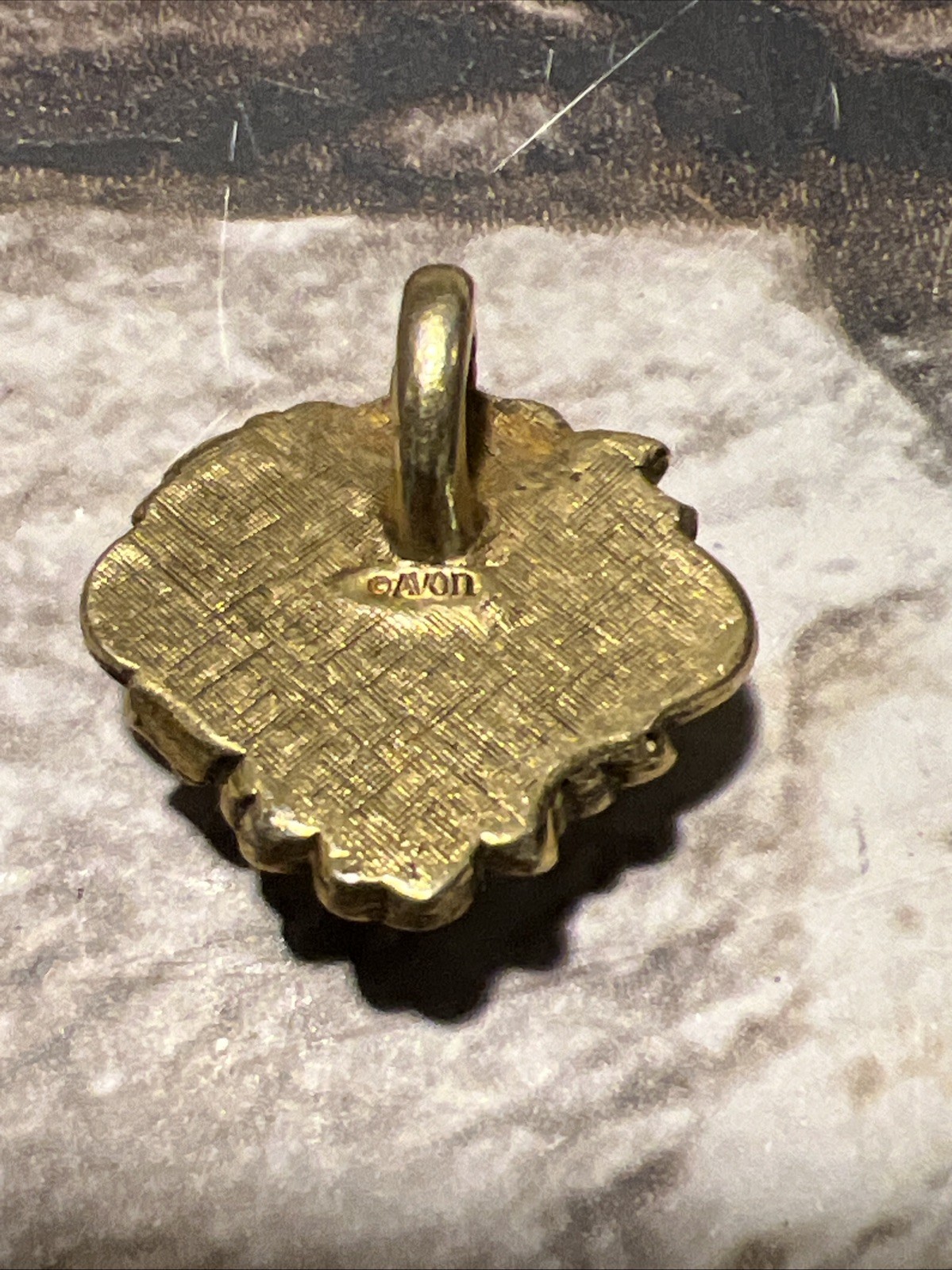 Vintage Avon Victorian Style Ceramic & Metal Rose Pendant Chain Not Included
