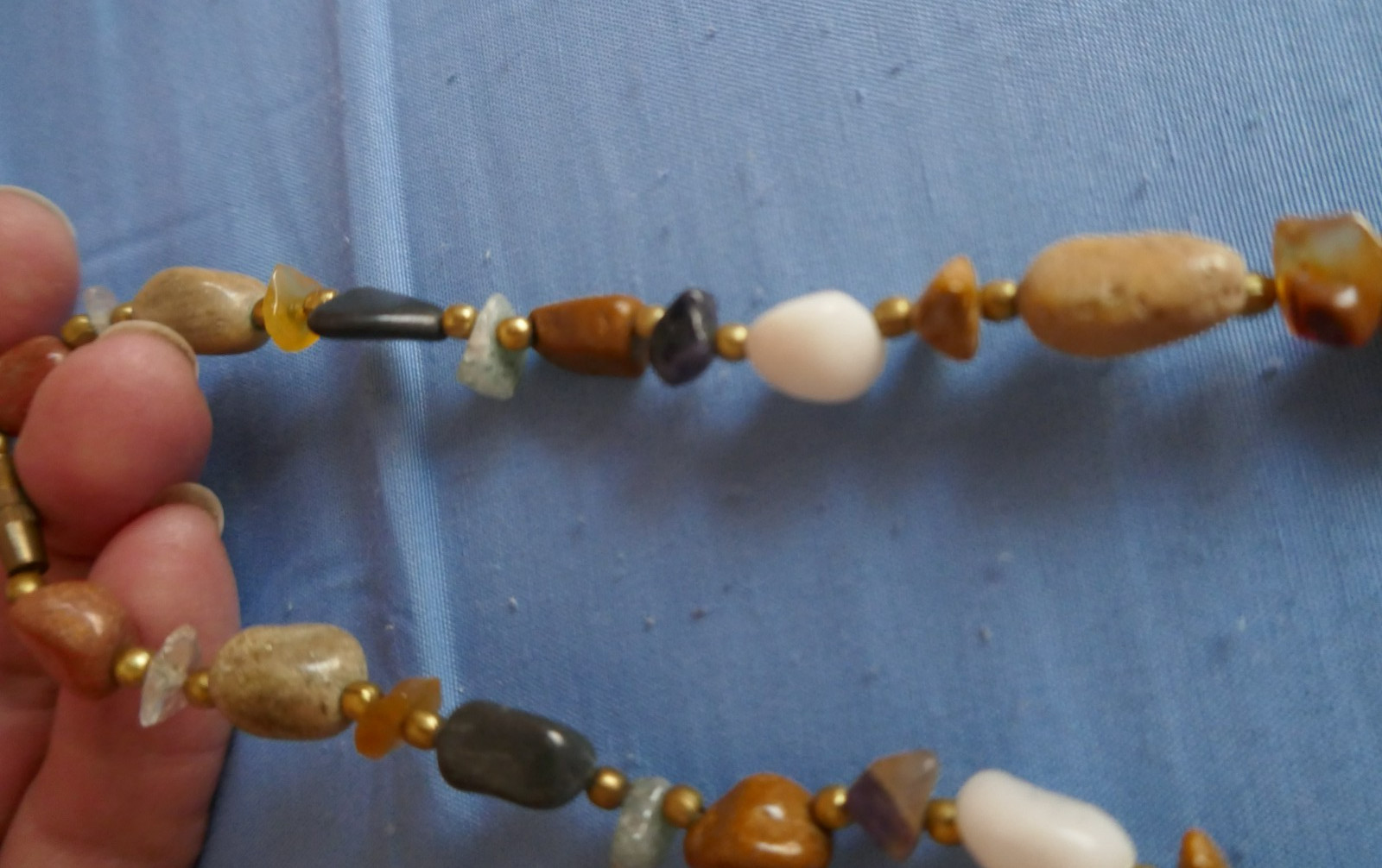 VTG 28″ Earth Tone Beggar Beads Semi Precious Gemstone Necklace w Brass Clasp