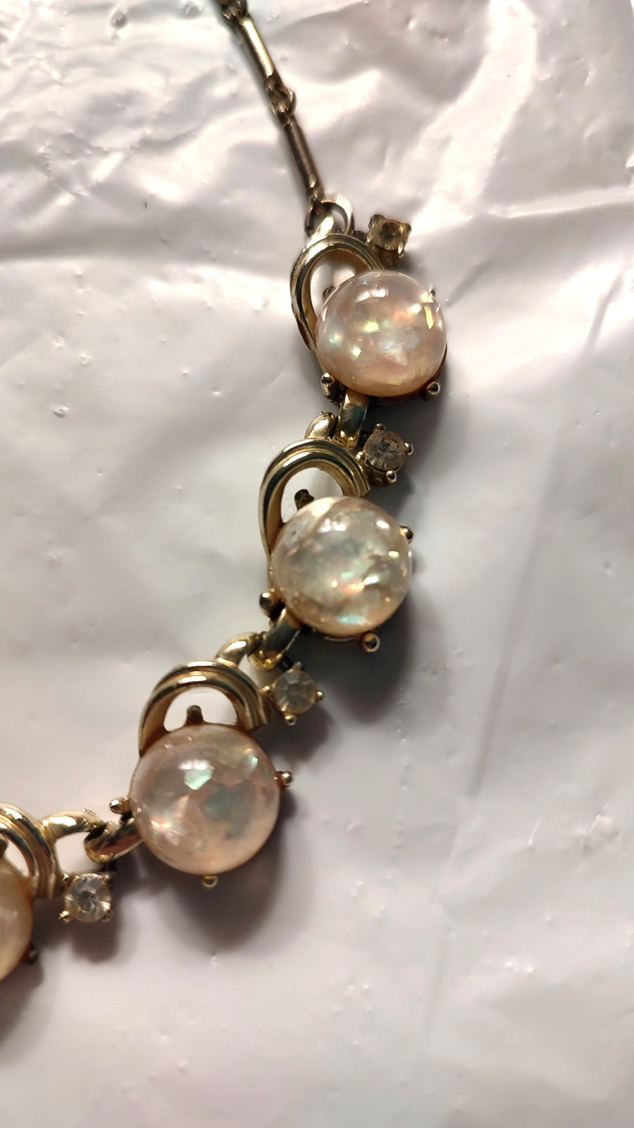 Coro Vintage Mid-Century White Faux Moonstone Cabochon Choker Necklace