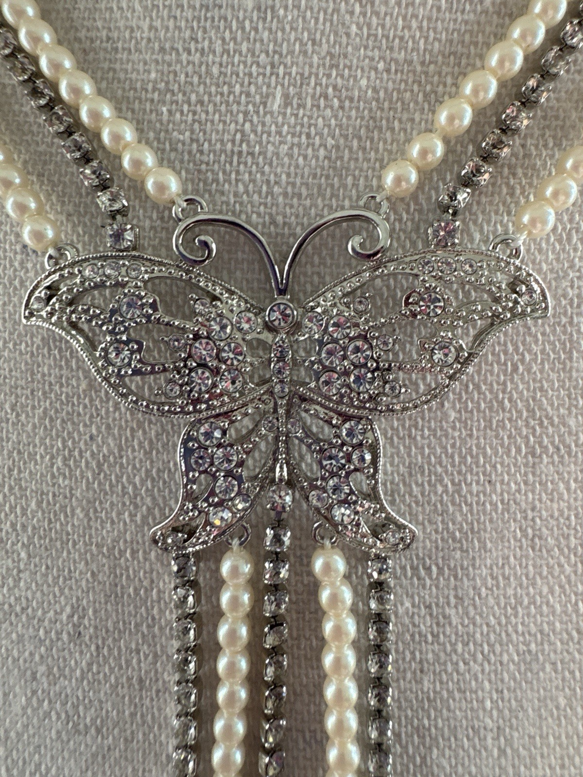 Vintage Faux Pearl Rhinestone Butterfly Necklace Silver Tone Fringe Bib