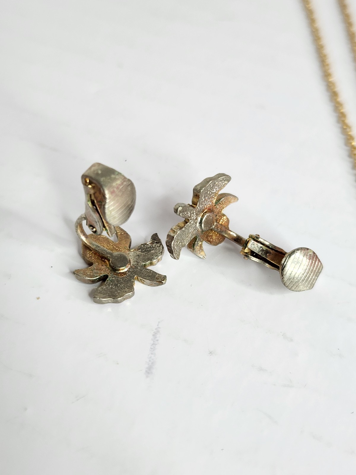 Vintage Orchid Flower Enamel Necklace & Clip-On Earrings Set Purple Gold Tone