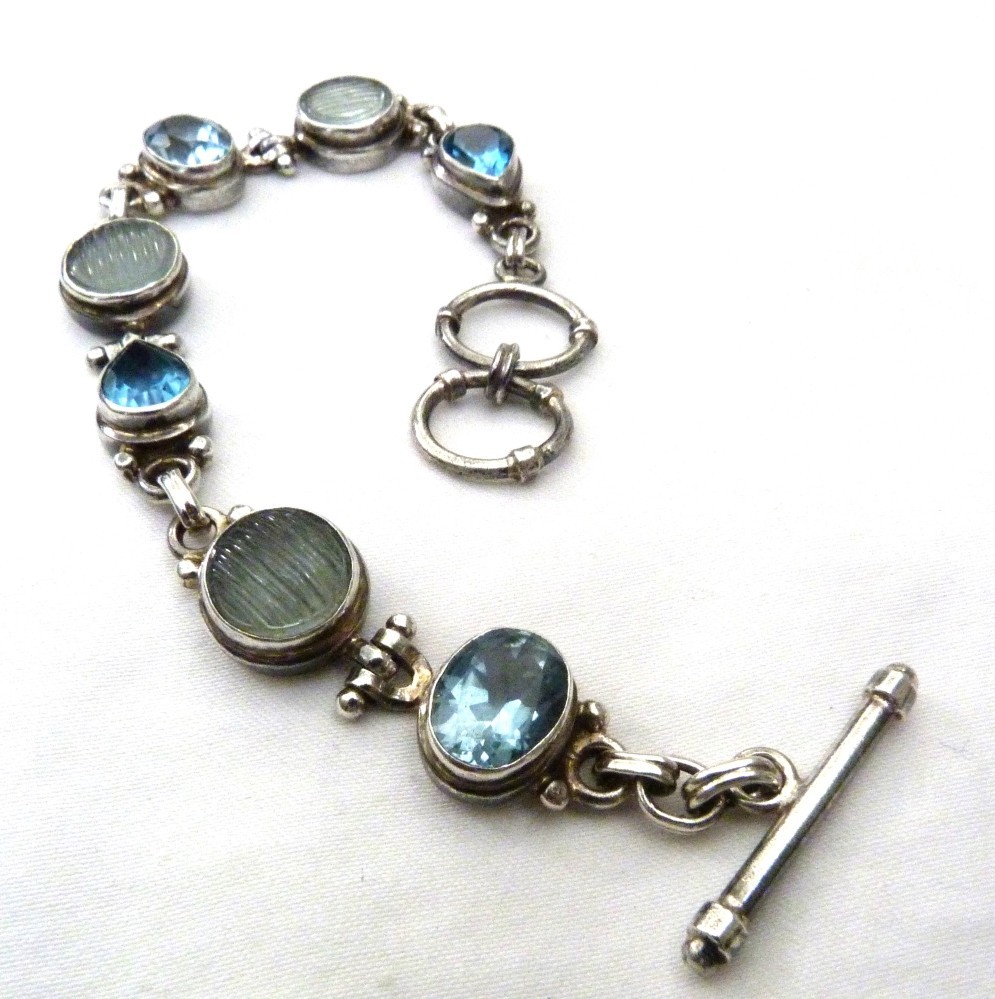 LARGE OVAL FACETED BLUE TOPAZ MELON CARVED QUARTZ STERLING SILVER BRACELET