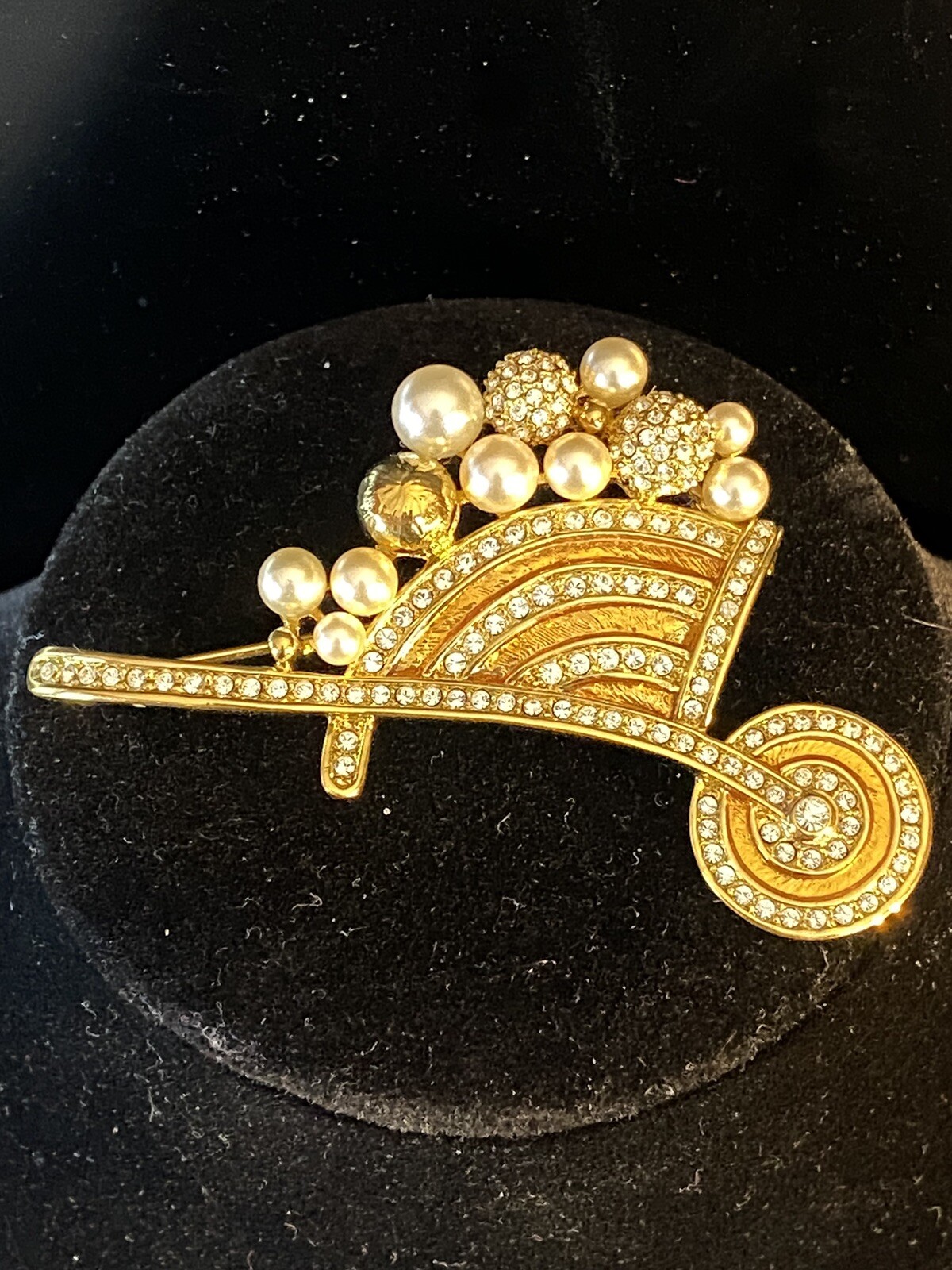 Jacqueline Kennedy Trolley Brooch Wheelbarrow – NEW – Vintage – RETIRED – RARE