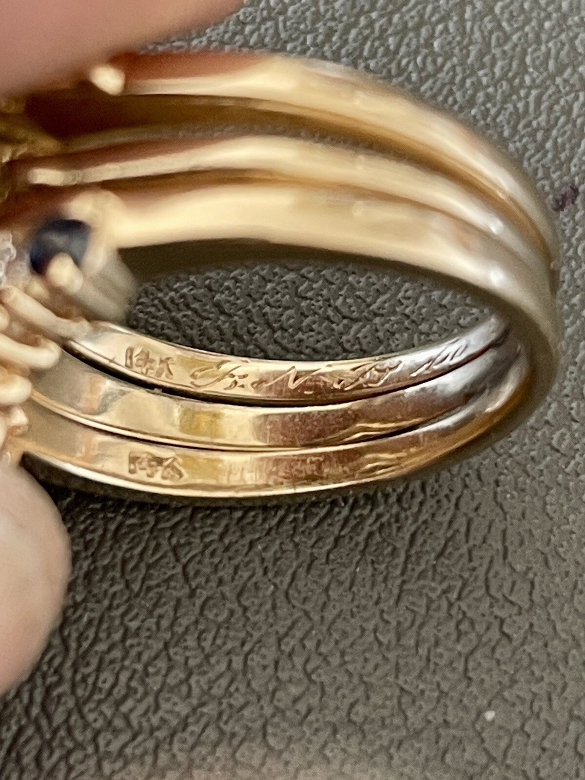 14KT Yellow Gold Sapphire and Diamond Ring. Size 5.75(BU8)