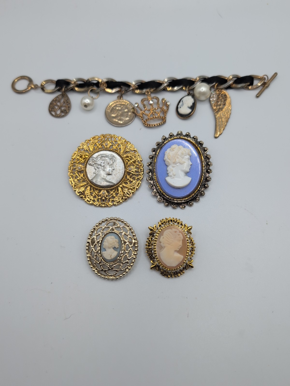 Vintage Cameo Brooch & Bracelet Lot Of 5 Different Styles & Colors