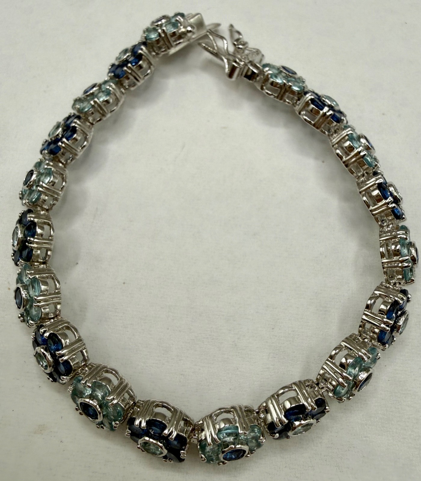 ESTATE SILVER PLATED SAPPHIRE AQUA BLUE CRYSTAL CLUSTER FLOWER BRACELET