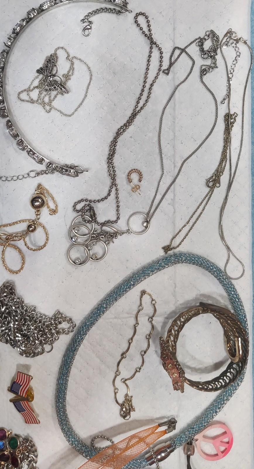 1.5 Lb. Bag Of Estate Costume Jewelry Parts/Pieces