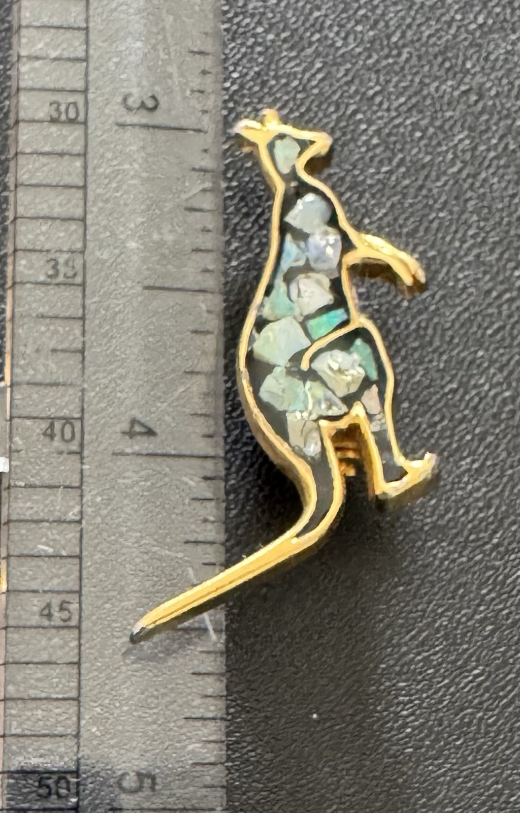 Vintage Lega Australian Opal Chip Inlay Kangaroo brooch pin