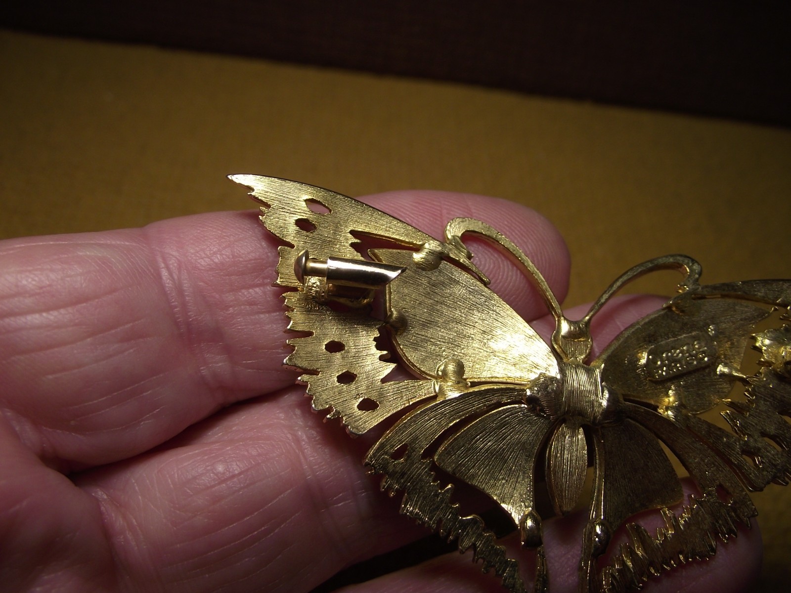 A VINTAGE ORENA PARIS GREEN AND BLUE ENAMEL GOLD TONE BUTTERFLY BROOCH FRANCE