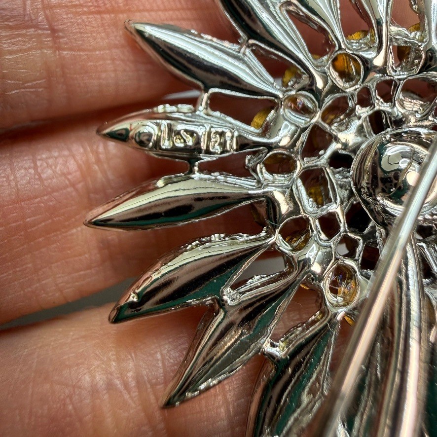 Vintage Lisner Sunflower Rhinestone Brooch Blue White Rhinestones Signed READ