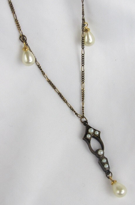 Vintage Glass Works Studio Delicate Seed & Dangle Pearl 18″ Necklace – Nice!