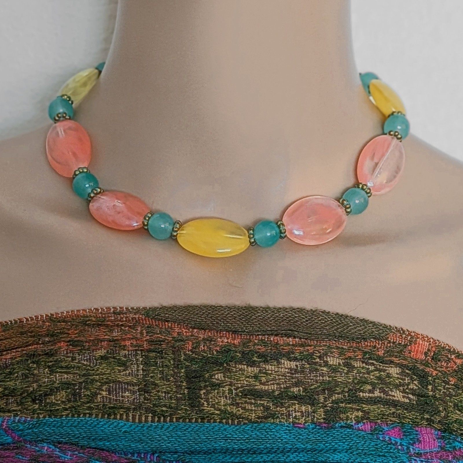 Multi‑Color Acrylic Beaded Necklace 16″ Pink Yellow Blue • Pastel Spring Easter