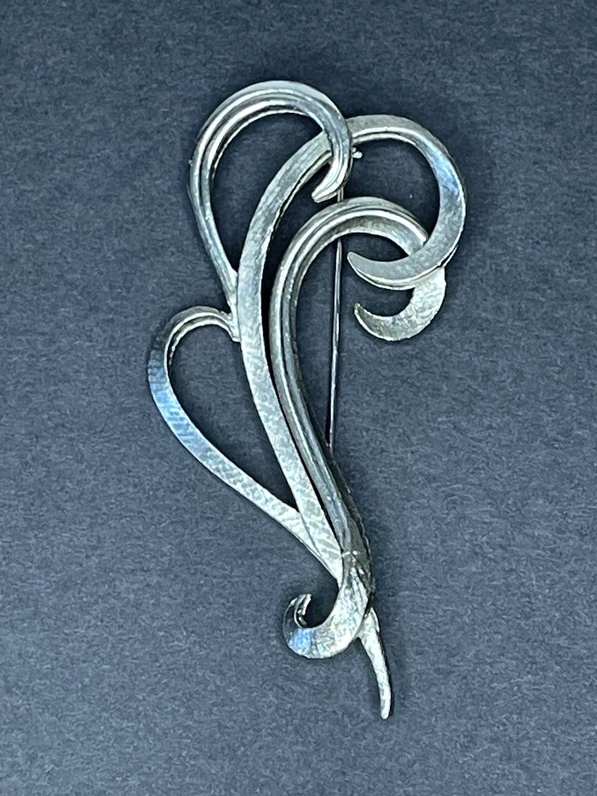 Vintage Cathé Scroll Swirl Ribbon Brooch Pin Signed 1960s Classic Elegant Piece