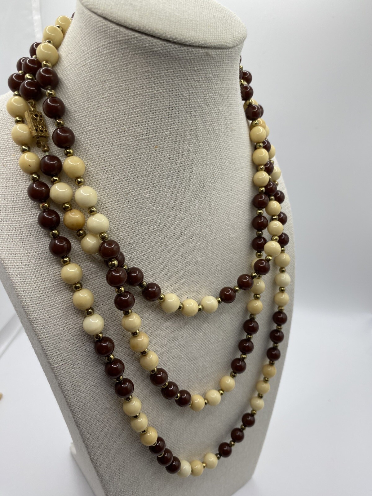 Boho Sty Layered Multi Strand Beaded Necklace Cream Brown Gold Tone Fashion Vtg.