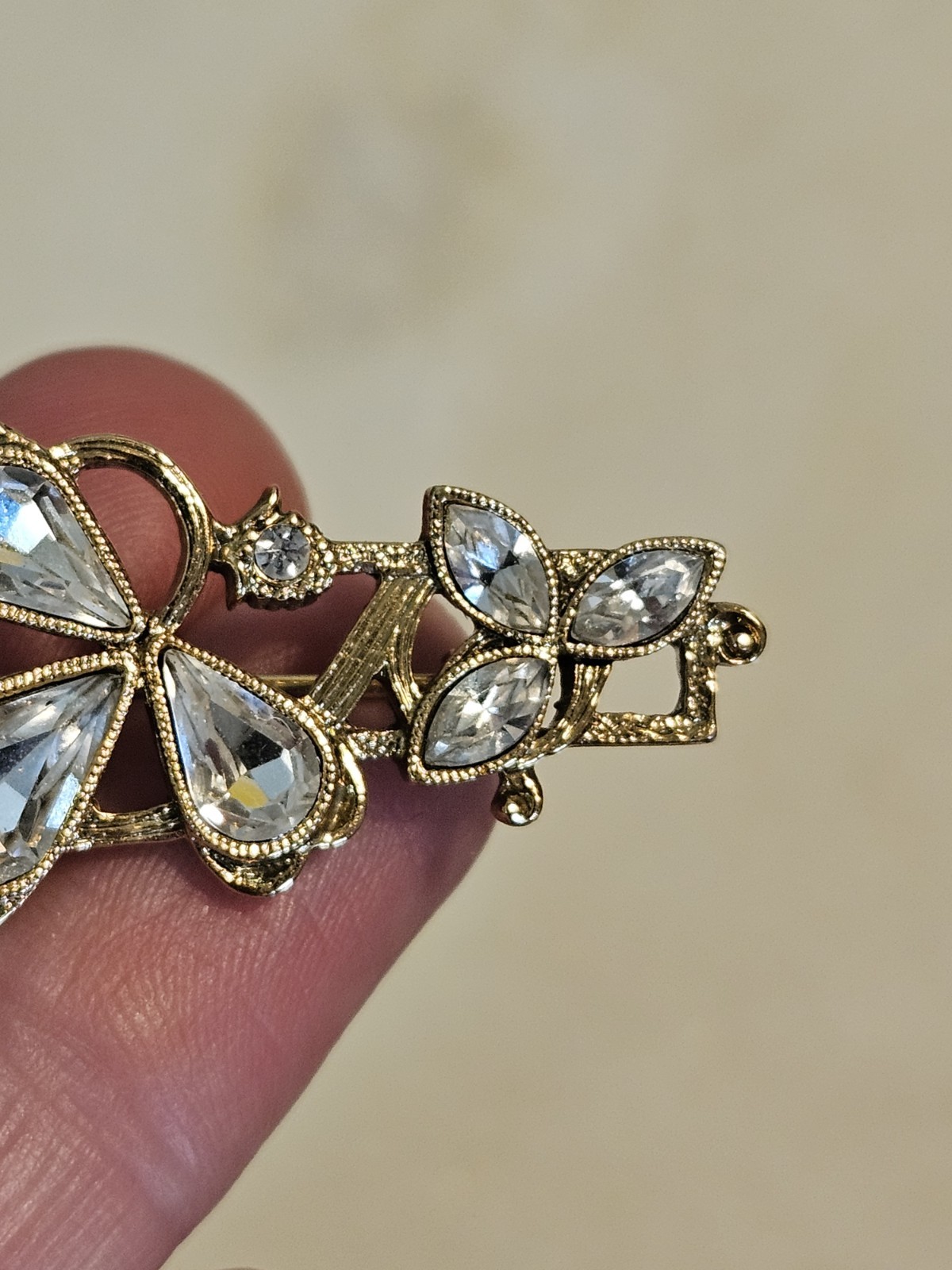 Vintage Floral Rhinestone Brooch And Matching Earrings Set Gold Tone