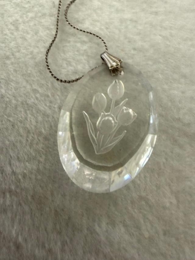 Vintage Intaglio Glass Tulip Pendant Faceted Crystal Floral Necklace Charm gift