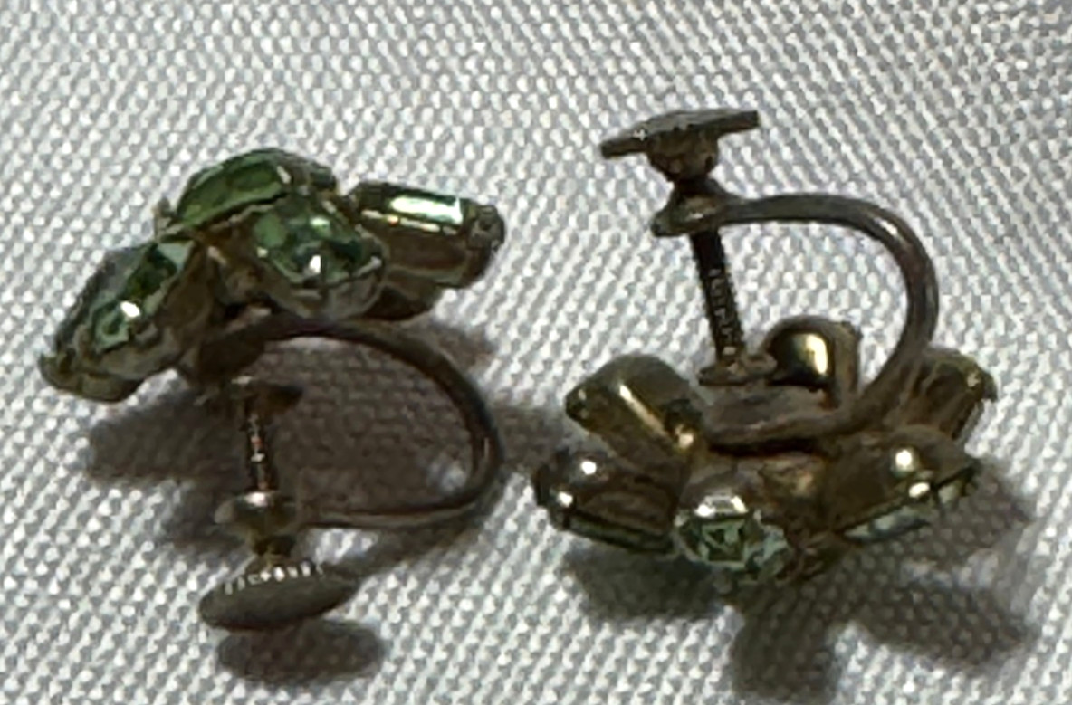Vintage Green Emerald and Round Cut Rhinestone Flower Screwback Earrings