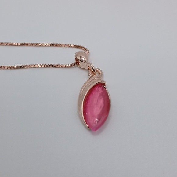 Elegant Deep Pink Opal Necklace Earring Set