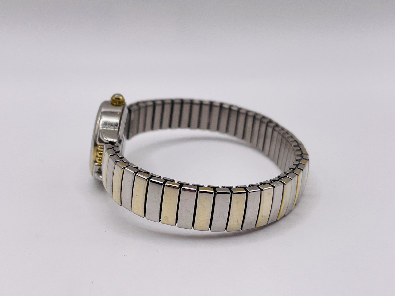 Vintage Ladies Watch-it Dainty Quartz 2 Tone Stretch Band Watch New Battery
