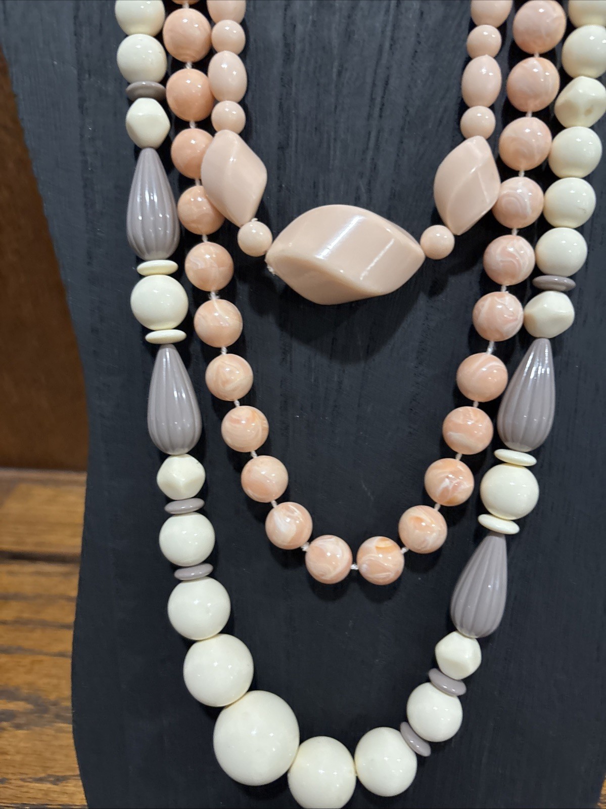 6 Vtg Necklaces Plastic Celluloid Lucite Jewelry 60’s To 80’s