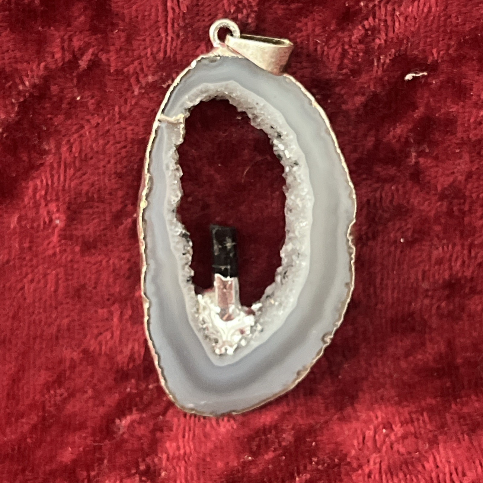 Sterling 925 Silver Dipped Outline & Quartz Mount & Oval Agate Geode Outline