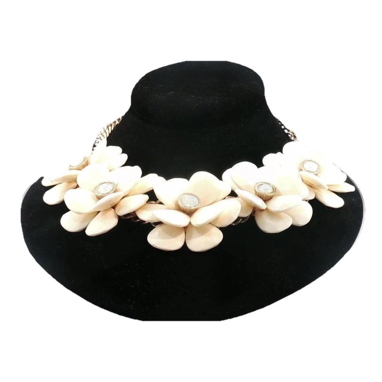 Vintage Gold‑Tone Floral Statement Necklace – Cream Petal Flowers, Bold Retro