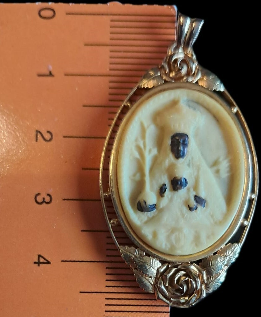 Fine Antique Art Nouveau 18K Gold Black Virgin Mary and Child Pendant Ca 1900