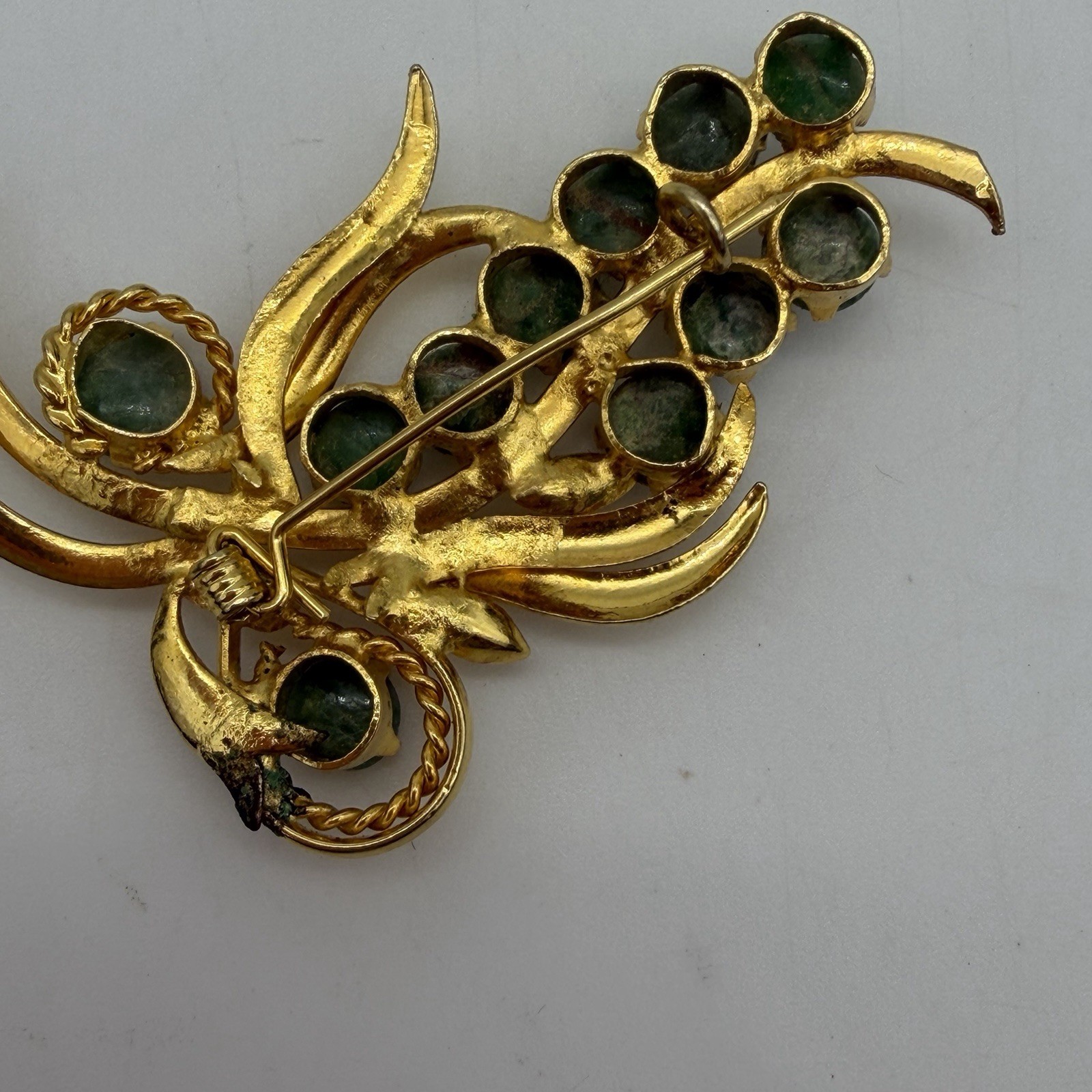 Antique Jade Brooch Pin Floral Design Bouquet Variegated Green Stone Victorian