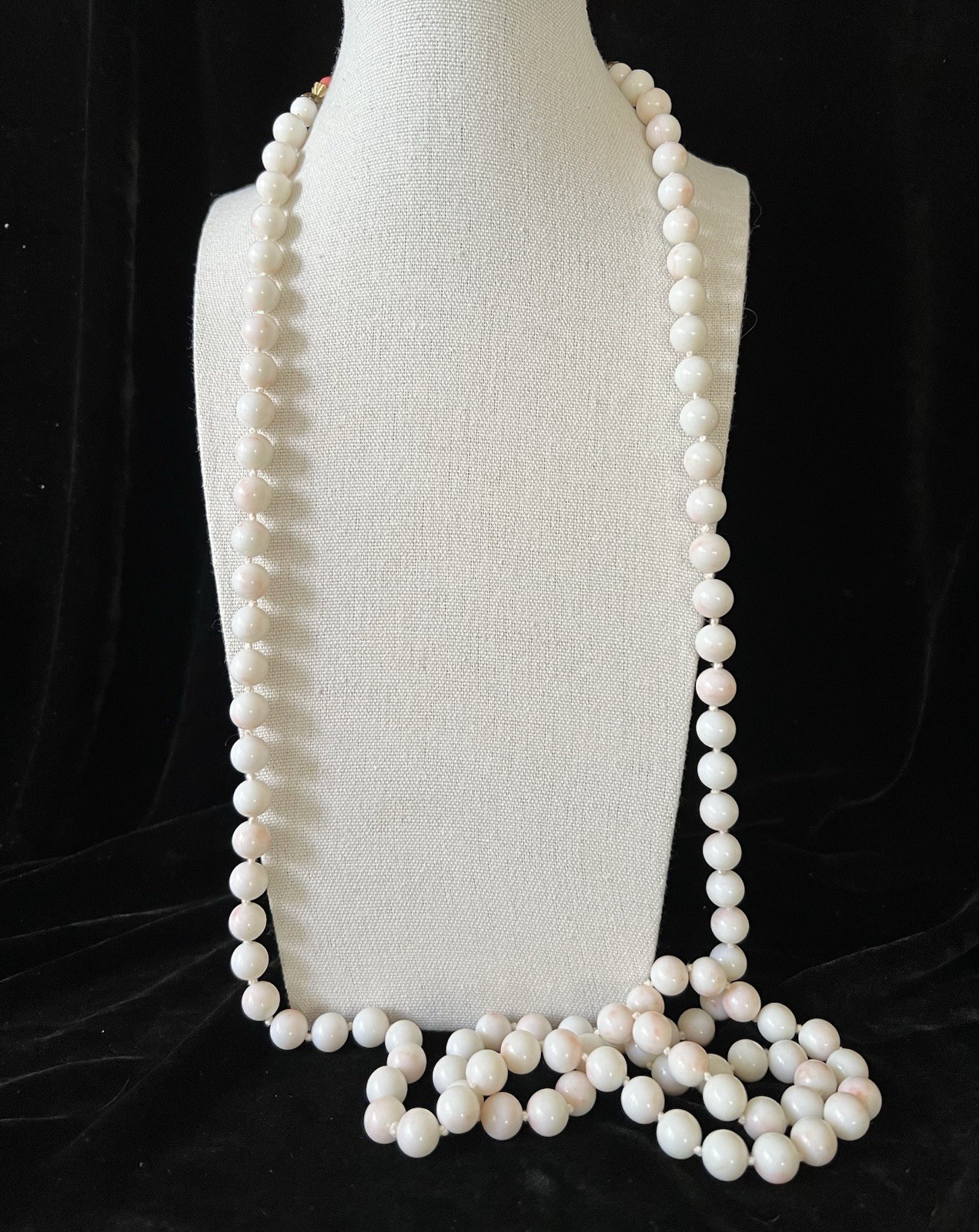 Vintage William De Lillo Faux Angel Skin Coral Knotted Bead 49 In Long Necklace