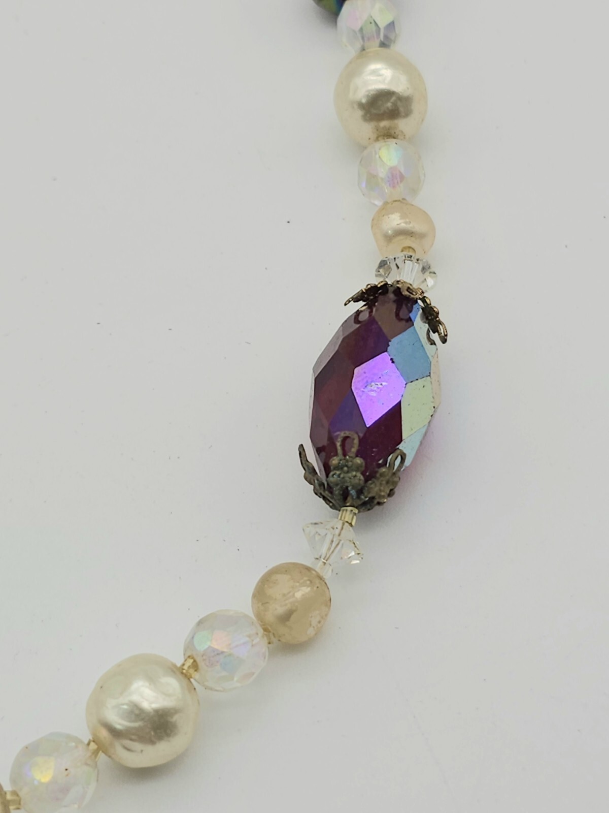 Vintage Faux Pearl Faceted Iridescent Red Clear Beaded Necklace 24-in
