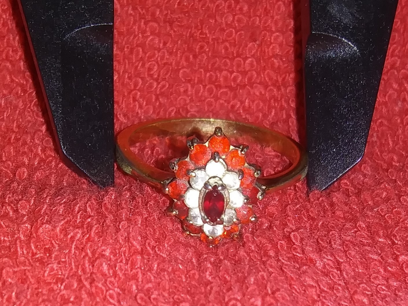 Vintage Ruby & Garnet Color Diamond Accent Gemstone Gold Tone Cocktail Ring Sz 9