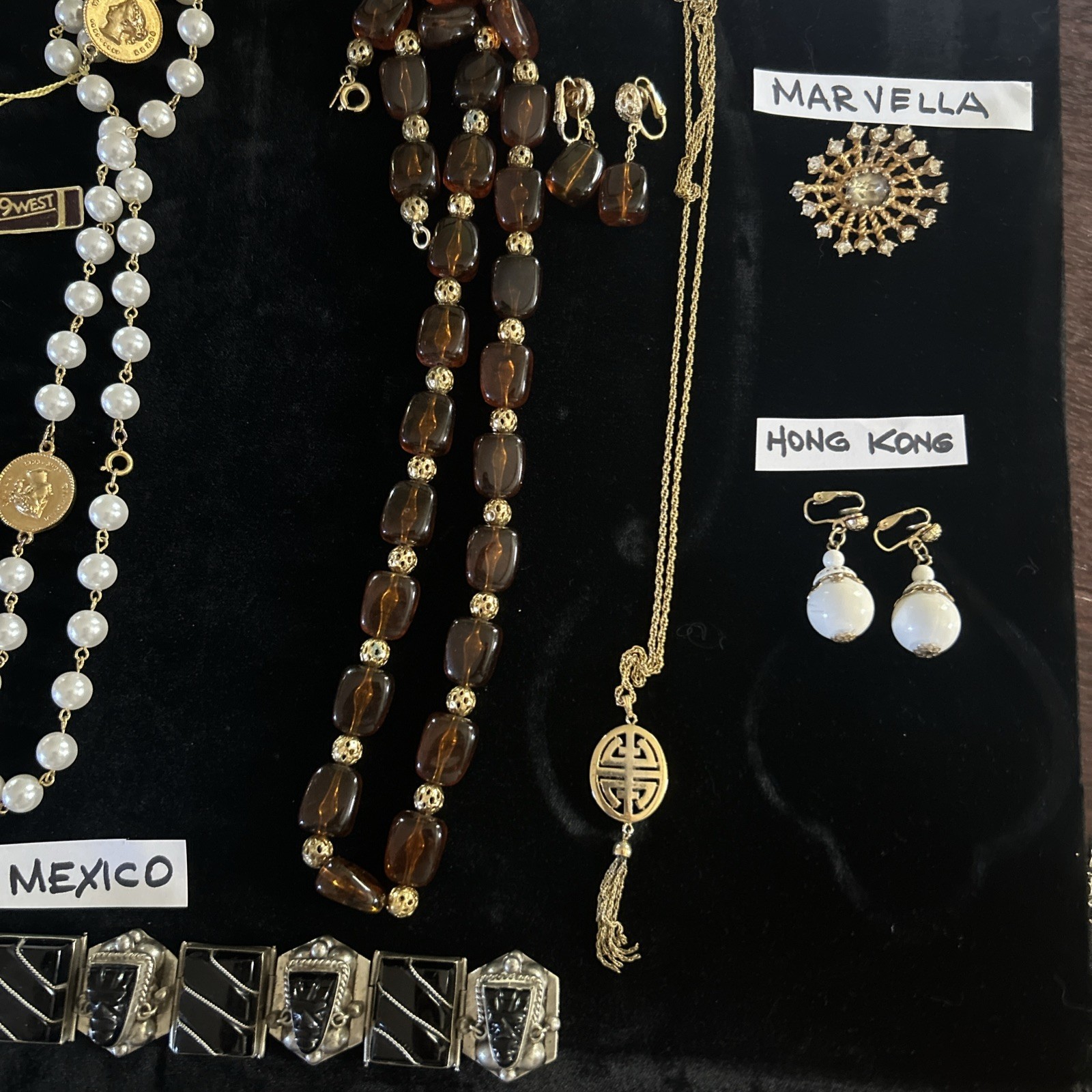 80 Vintage lot jewelry unbranded wearable Trifari Monet Coro Avon Italy Marvella