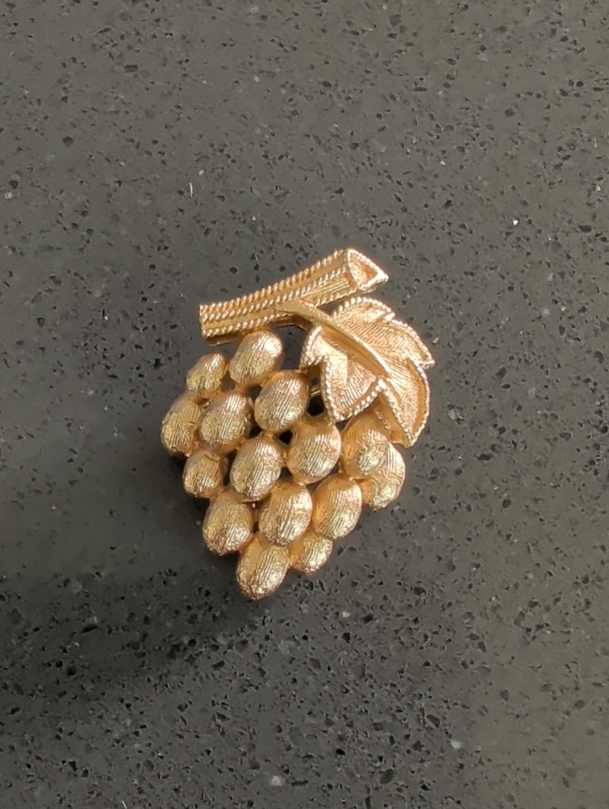 Vintage Crown Trifari Cluster of Grapes Pin, Brooch, Textured, Gold Tone R6