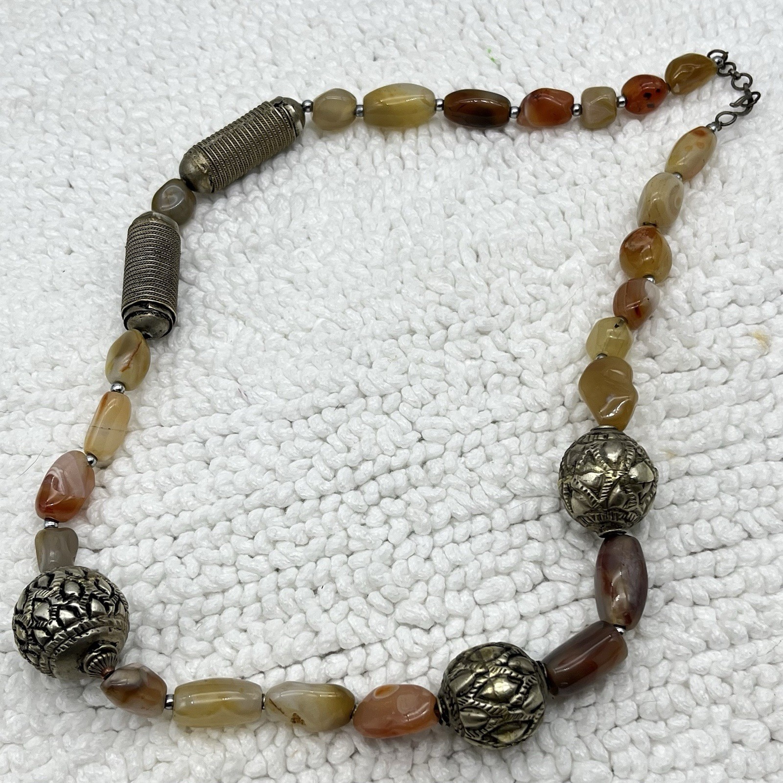 Vintage Agate Necklace Multicolor Stones Beach Boho 24″