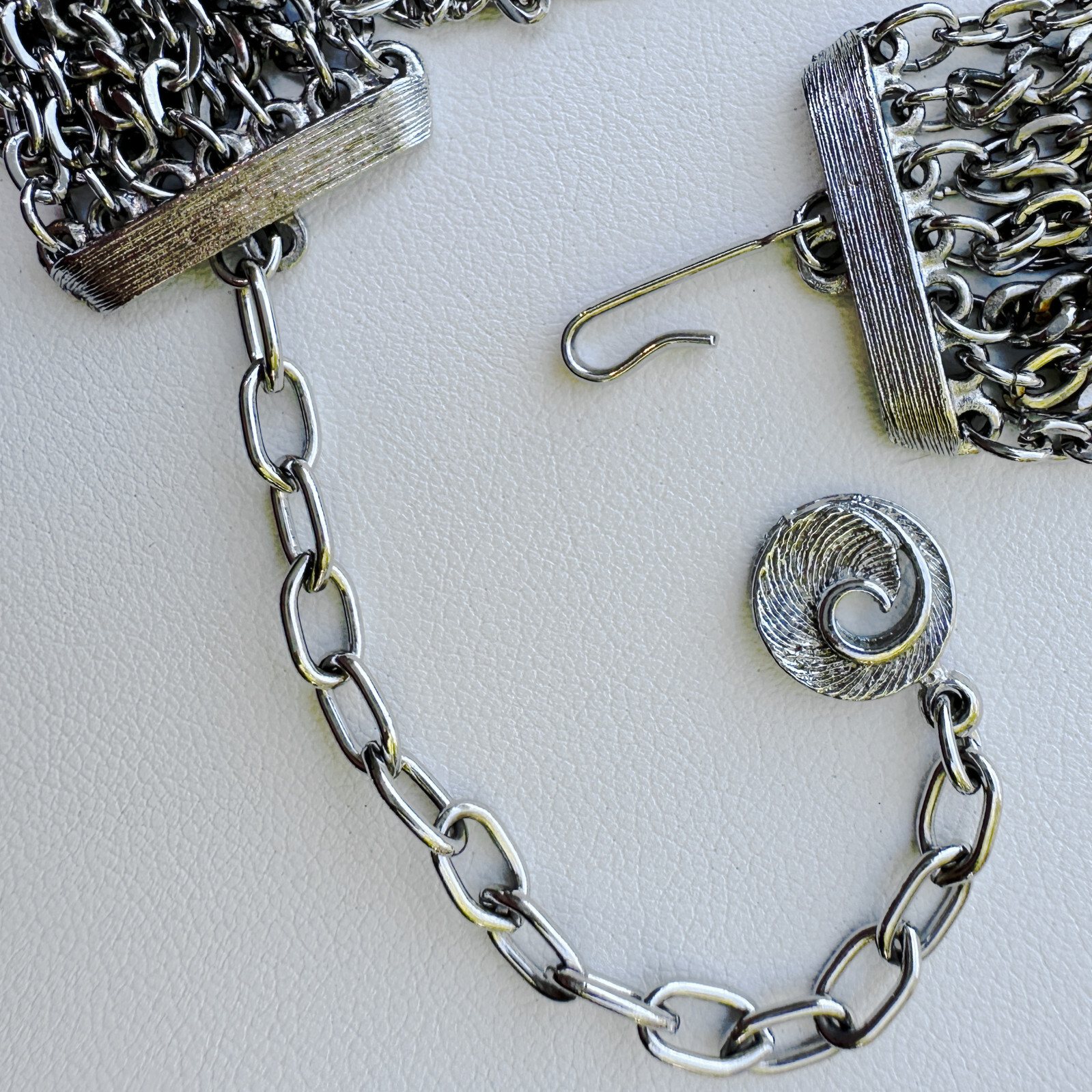 Sexy Lisner 16″-18″ Multi-Chain Necklace w Bullet Stations & 3″ Extender