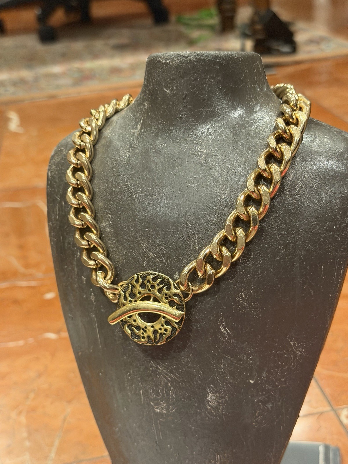 SAKI BRONZE CHUNKY Gold CUBAN LINK 17″ Necklace TOGGLE MODERNIST BRUTALIST EUC