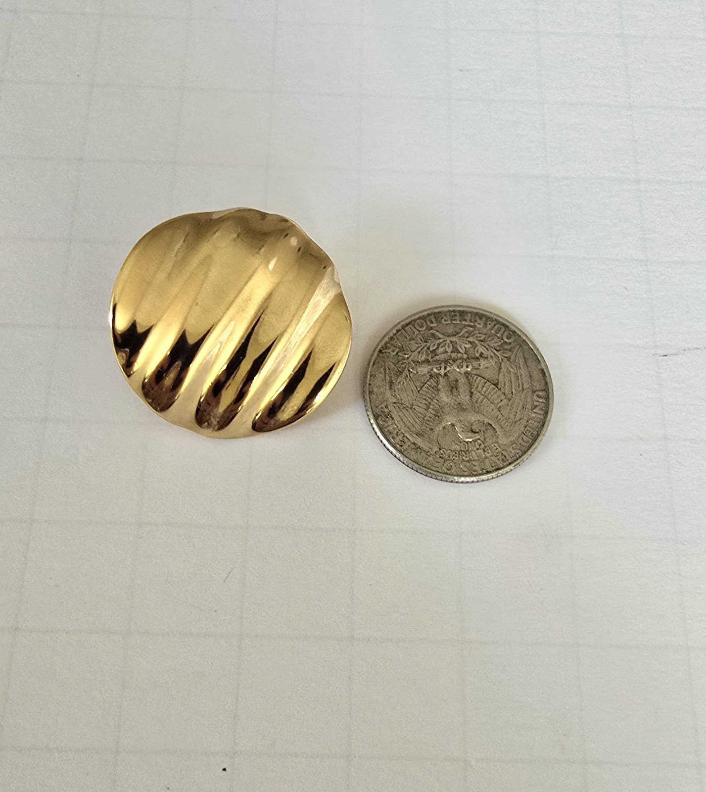 Vintage 80’s NOS Gold Tone Textured Round Wave Earrings High Quality Made in USA