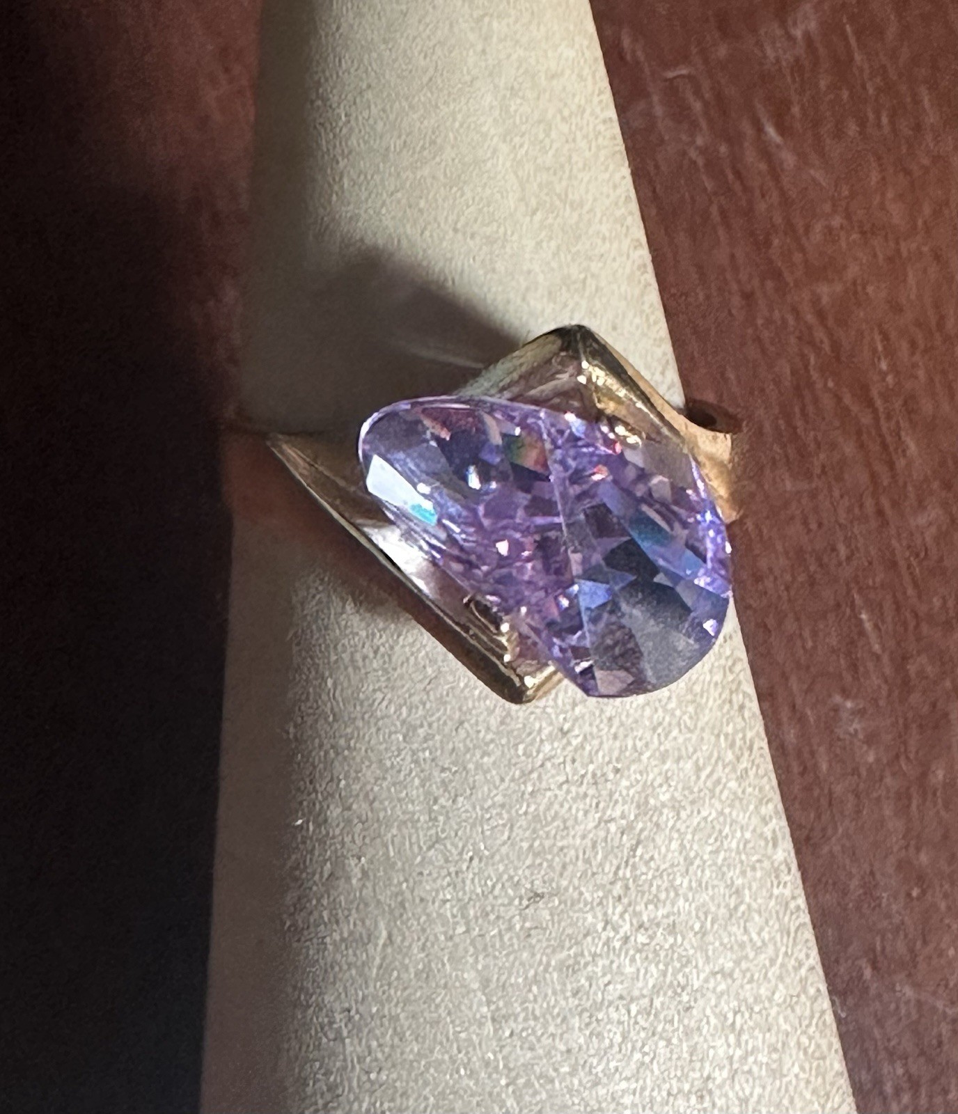 Vintage STERLING SILVER Gold Pl. Laser-cut Purple CZ Ladies Cocktail Ring Sz 8.5